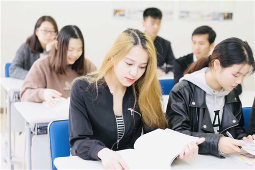 日本留学费用咨询，申请前请务必先了解TOP院校学费缴纳状况1.png